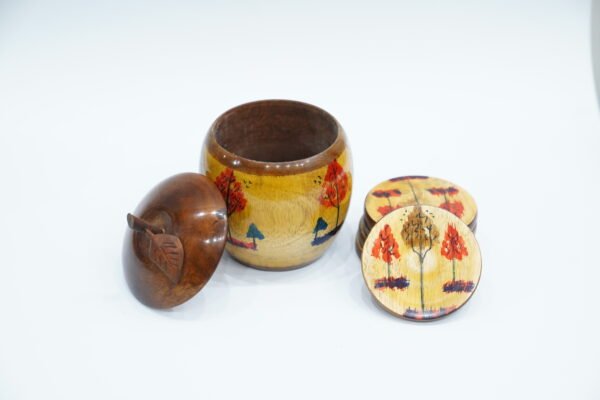 Apple-Shaped Wooden Tea Coaster – Stylish & Eco-Friendly