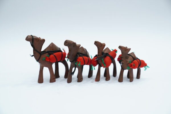 4-Piece Wooden Camel Set – A Complete Desert-Inspired Collection