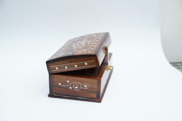 Handcrafted Wooden Boxes – Timeless Elegance