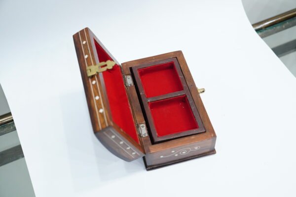 Handcrafted Wooden Boxes – Timeless Elegance