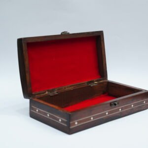 Classic Single Wooden Box – Elegance in Simplicity