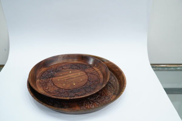 Pure Wood Plate – Elegant Simplicity for Your Dining Experience