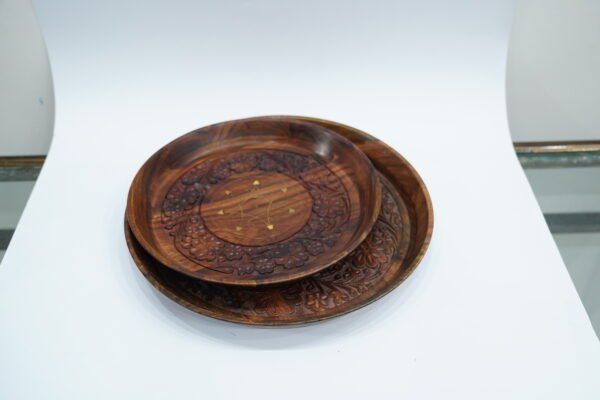 Pure Wood Plate – Elegant Simplicity for Your Dining Experience