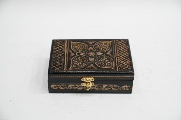Wooden Jewelry Box - Perfect for Organizing Your Collection