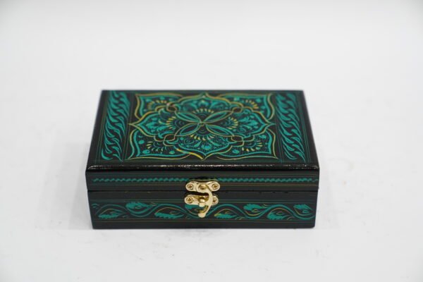 Wooden Jewelry Box - Perfect for Organizing Your Collection
